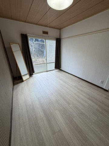 インセンス馬堀町の寝室