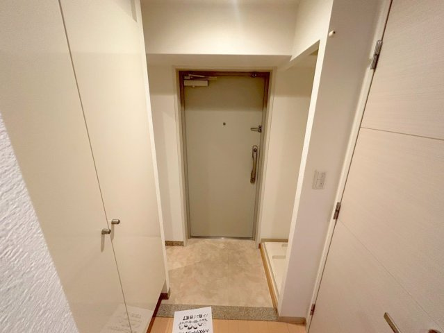 相川フラワーコートの玄関