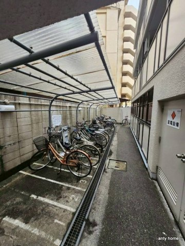 メゾンドスラン　仲介手数料無料の駐車場