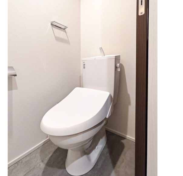 ForestMaisonKOMAGOMENORTHのトイレ|コンパクトで使いやすいトイレです