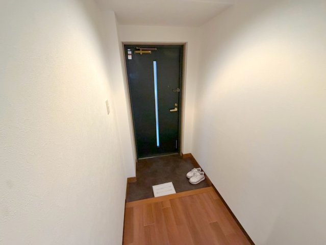 プルメリア東三国サウスの玄関