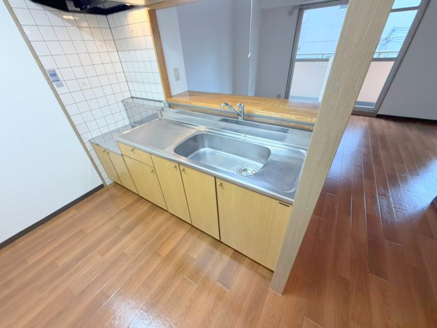 プルメリア東三国サウスのキッチン