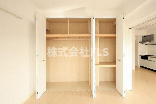 北区志茂２丁目の賃貸マンションの収納