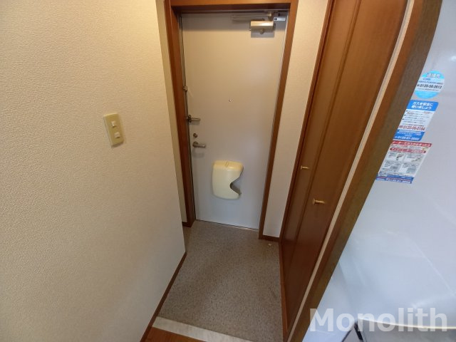 サン　リゾート28の玄関