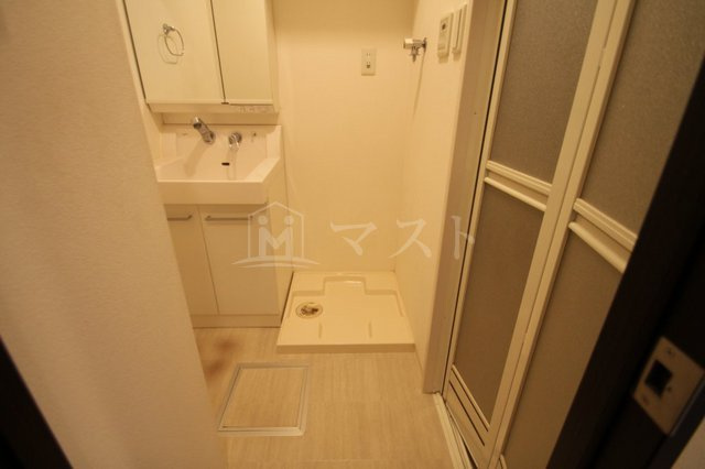 旧ラムール南森町アーバネックスの洗面所