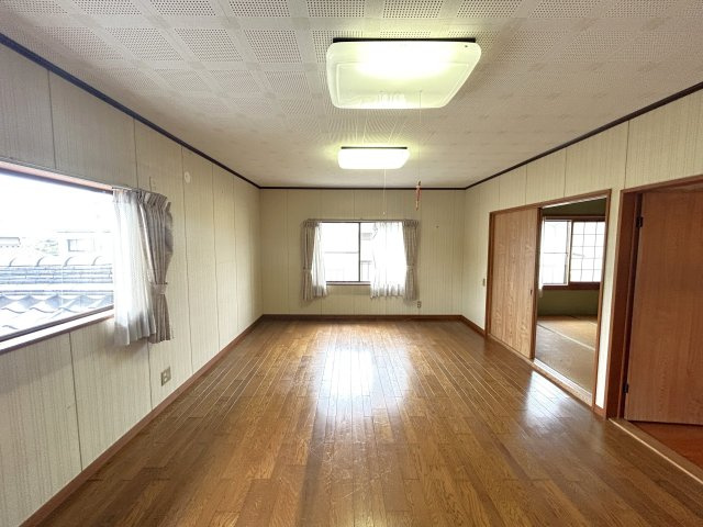 山口市小郡新町一丁目　戸建ての洋室|リフォーム中です。