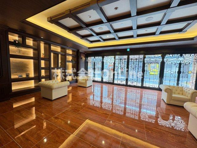 東大阪市長栄寺の賃貸マンションのロビー