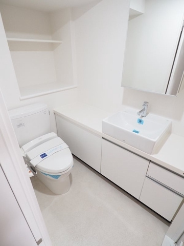 新品家具付きマンション本駒込1(KaGood東京)の洗面所