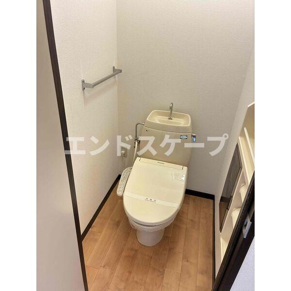 フローレンス原のトイレ|高崎、前橋のお部屋探しはエンドスケープまで！お客様の理想お聞かせ下さい♪