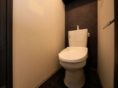 【トイレ】 | S-RESIDENCE大和田aline | 落ち着いた色調のトイレです