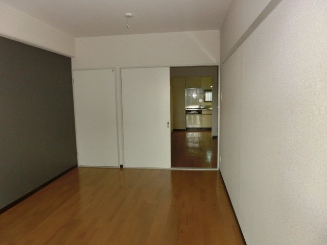 グランドールおおしまの洋室
