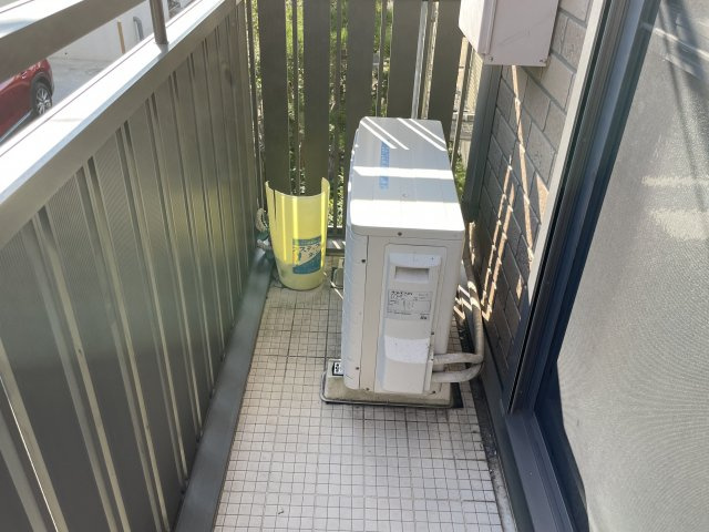川崎市多摩区生田６丁目のアパートのバルコニー