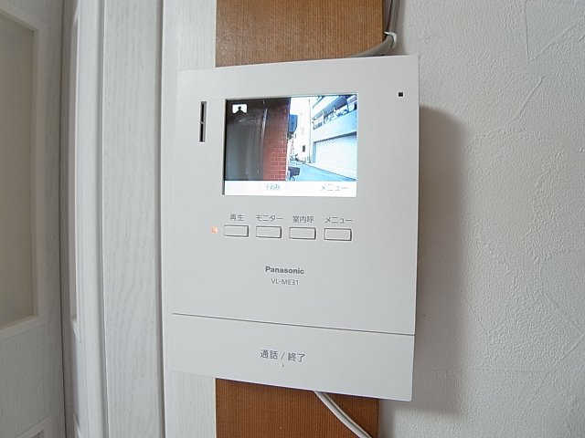 久保町4丁目貸家のセキュリティ|録画機能付きモニターフォンを完備してます