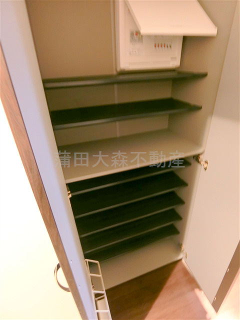 ベルシード蒲田Ⅱの収納|玄関収納