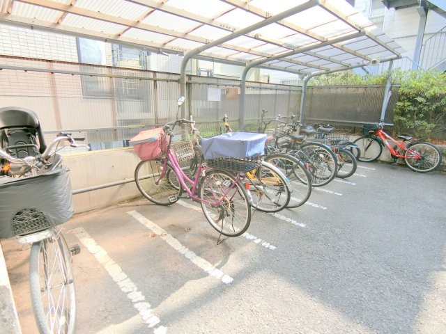 フォルス池上のその他共用部分|駐輪スペース
