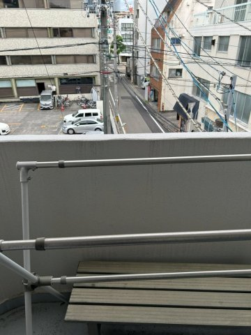 御宝ハイツのバルコニー|お洗濯にも便利なバルコニー付き