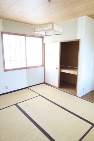 ハイツメルティの和室|きれいな和室です