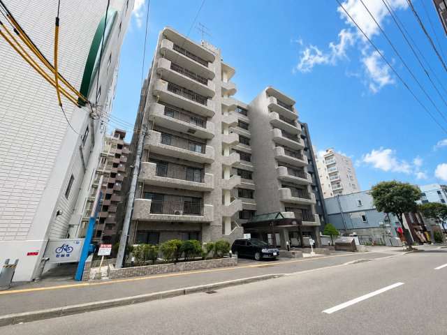 ライオンズマンション北22条の外観
