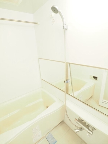 新品家具付きマンション中丸町6(KaGood東京)の浴室