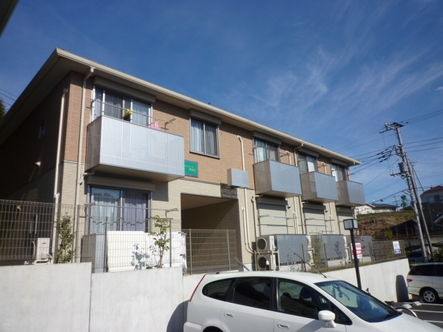メゾンドール駒場Ｅの外観