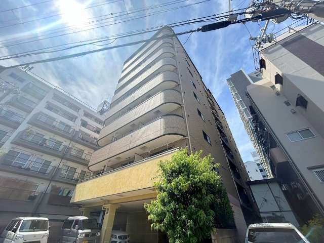 第5アローズ新大阪の外観