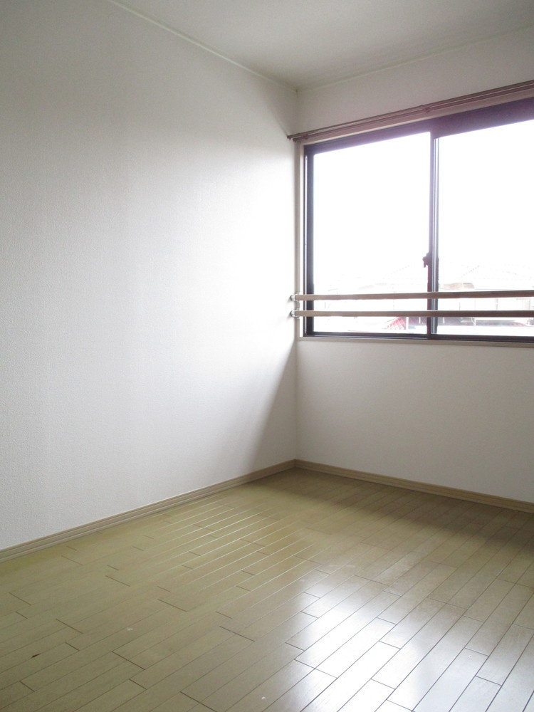 シャルム高松【10,000円キャッシュバック対象物件】の子供部屋|お子さんのお部屋にいかがでしょうか