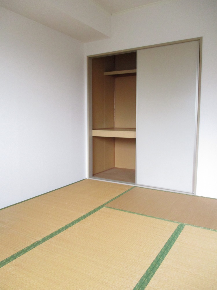 シャルム高松【10,000円キャッシュバック対象物件】の子供部屋|お子さんのためのお部屋にもぴったりです