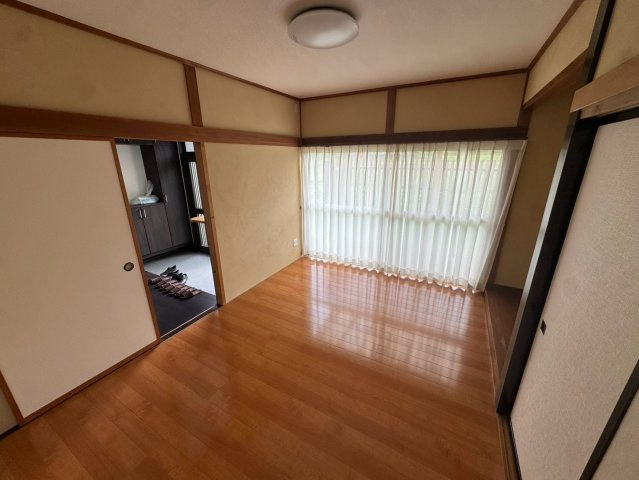 高崎市倉渕町　戸建ての洋室
