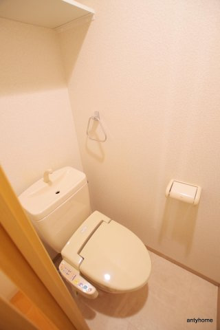 ONEROOFFLATFUKUSHIMA(旧:シャルマンフジ福島) 仲介手数料無料のトイレ