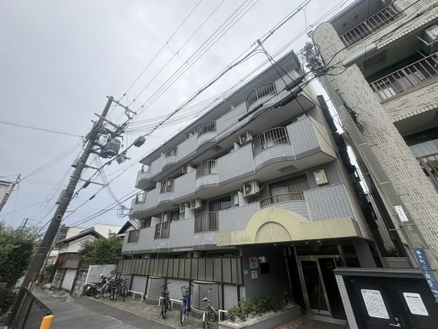 シャトレ豊津Ⅱの外観