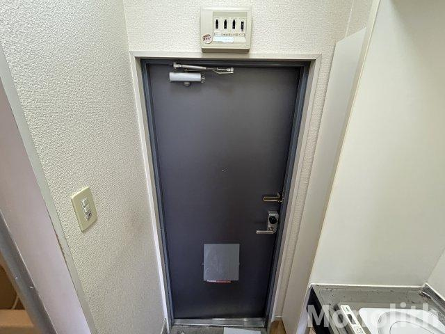 パークサイド和泉中央の玄関