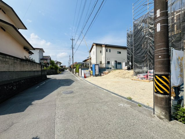 知多市南粕谷3丁目141番『仲介手数料無料』新築一戸建て・建売の前面道路含む現地写真