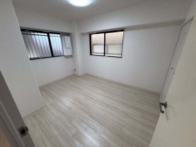 豊中市南桜塚４丁目の賃貸マンションの寝室