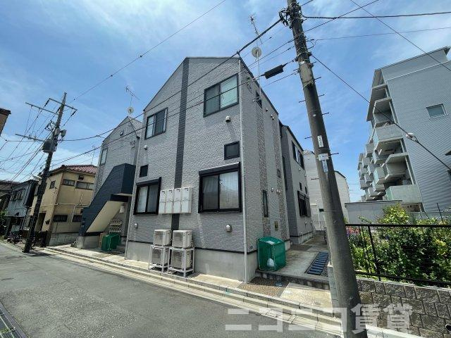 葛飾区西新小岩４丁目のアパートの外観