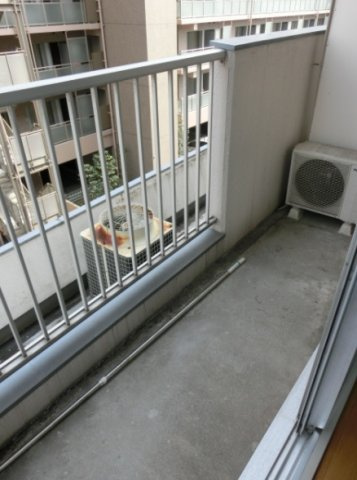 習志野市大久保１丁目の賃貸マンションのバルコニー