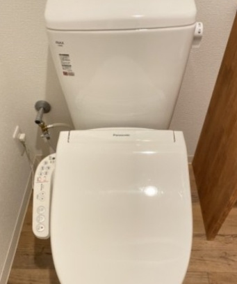 中台ビルのトイレ