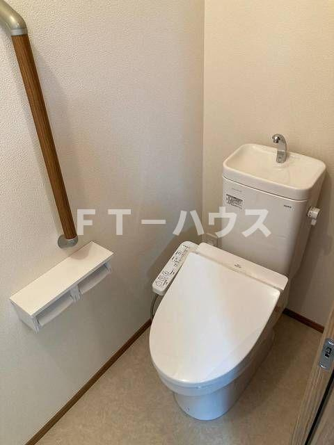 Ｓｕｍａｉ－ｔｏ船橋市三咲０１のトイレ