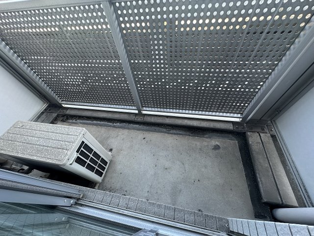 【バルコニー】ノベラ海岸通