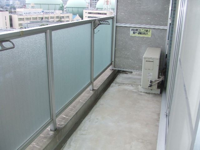 リブステージ横浜のバルコニー