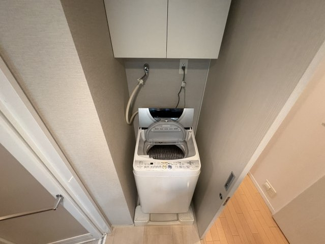 アビティ江坂の玄関