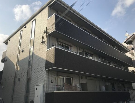 クレール西の庄の外観