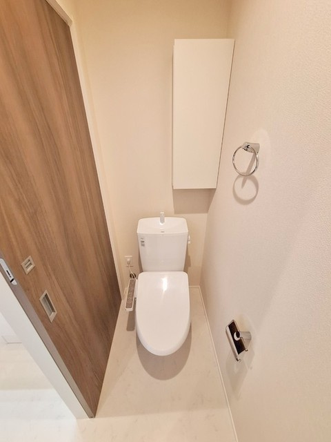Ｌａ　Ｃｈｏｕｅｔｔｅ　Ａのトイレ|★温水洗浄便座★