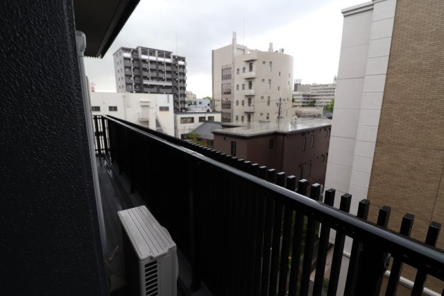 山崎マンション15のバルコニー
