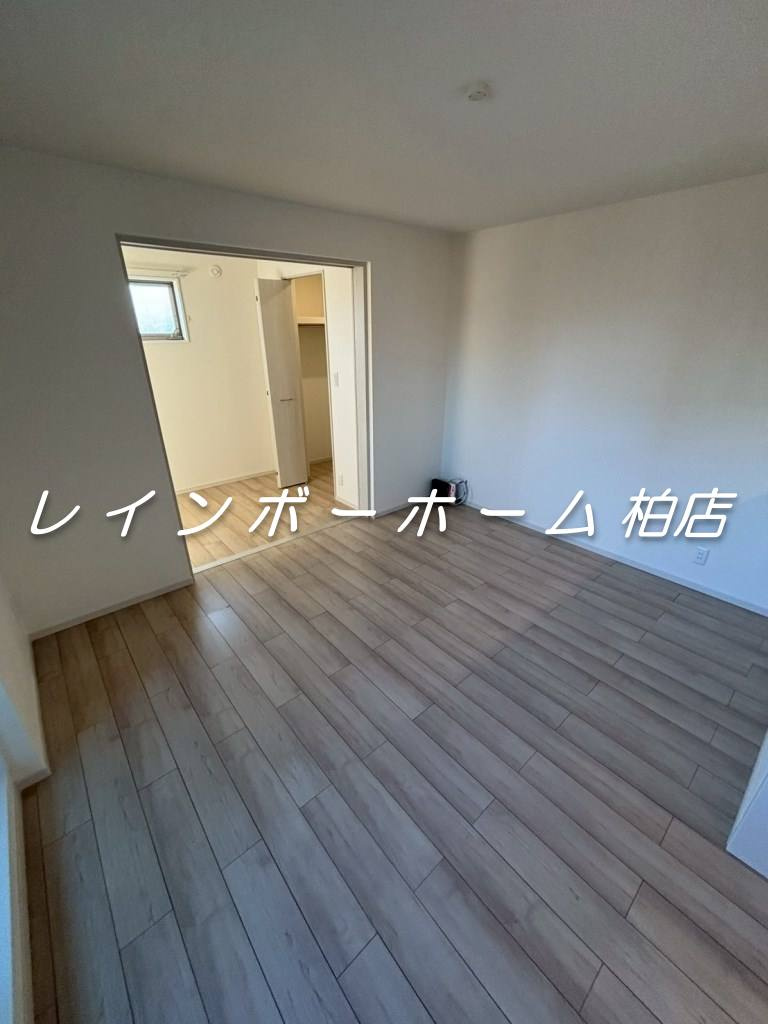 新築☆ネット無料☆オートロック☆