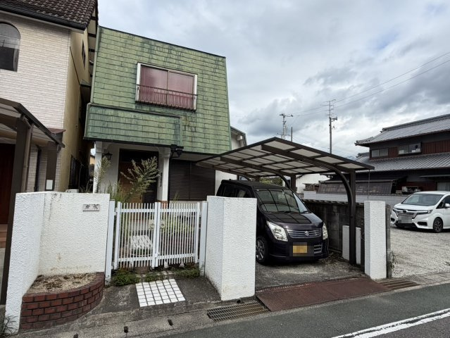 西条市明屋敷116　中古住宅の外観