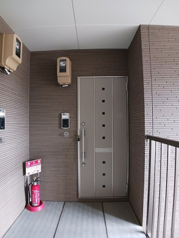 エルヴィータの玄関
