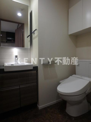【トイレ】 | ＸＥＢＥＣ旗の台 | 落ち着いた色調のトイレです