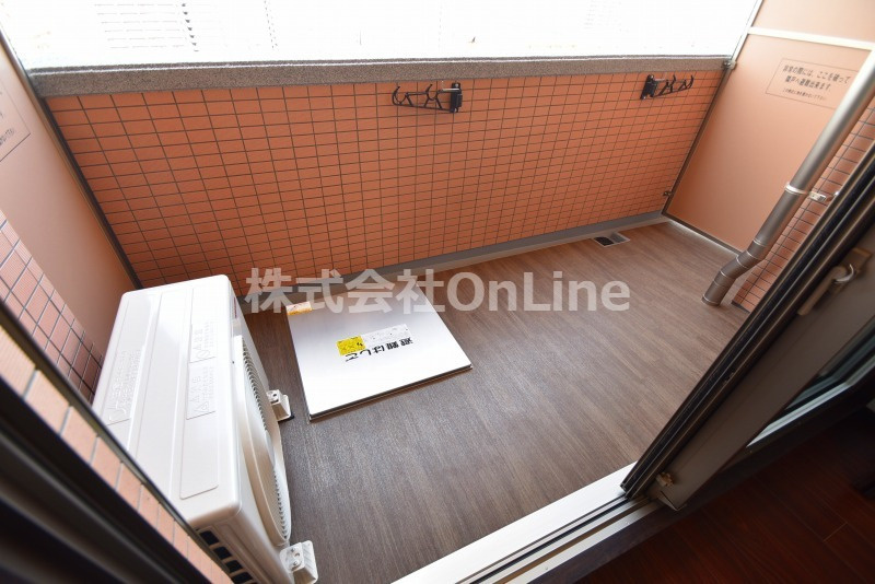 東大阪市足代北１丁目の賃貸マンションのバルコニー