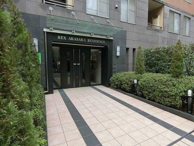 レックス赤坂レジデンスのエントランス