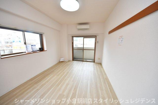 リファレンス門司駅前の洋室
